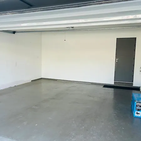 Moderne Spacieuse Garage La Grande Motte